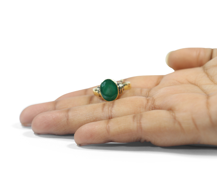 Natural Emerald (Panna) Ring (5+ Ratti)