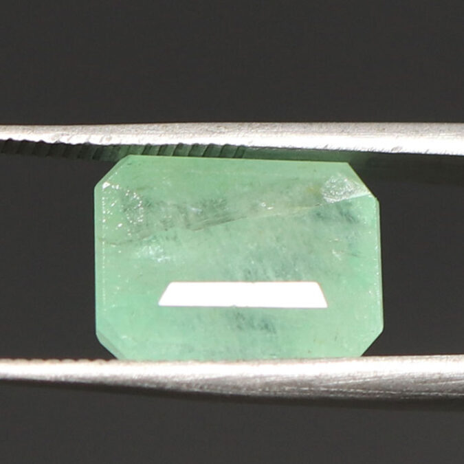 EMERALD 5.5 Ct.