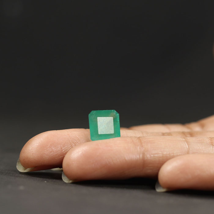 EMRD17838 3 EMERALD 5.24 Ct.