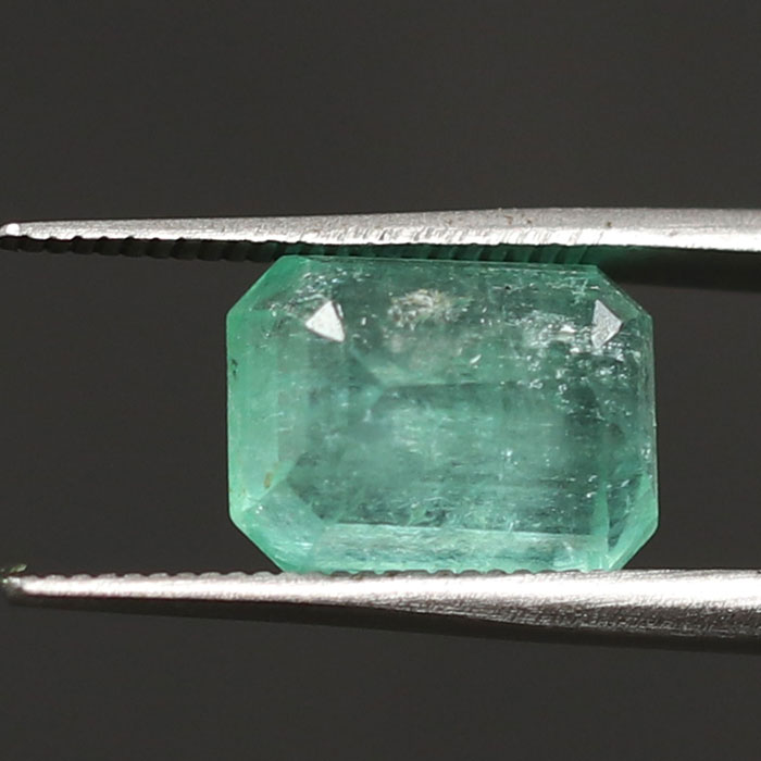 EMRD17849 2 1 EMERALD 3.79 Ct.