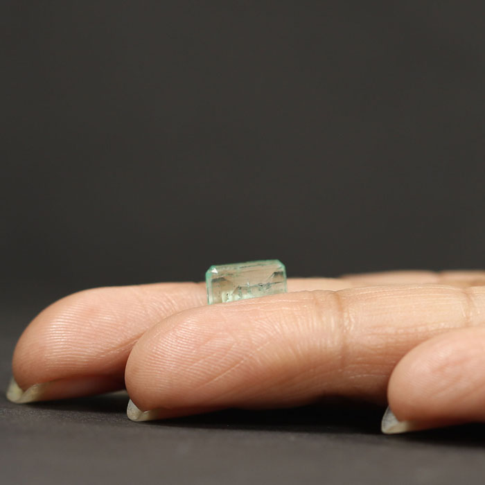 EMRD17851 3 1 EMERALD 1.88 Ct.