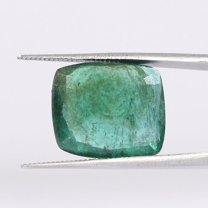 EMERALD 10.34 Ct. 3 EMRD17858 2 1 EMERALD 10.34 Ct.