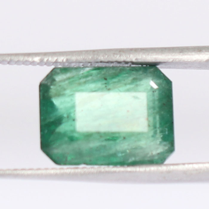 EMERALD 3.56 Ct. EMERALD 3.56 Ct.