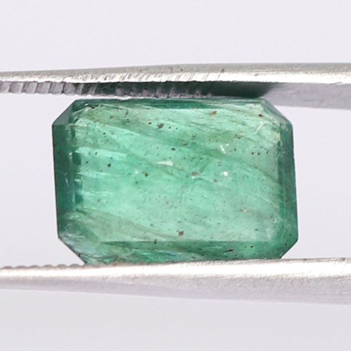 EMERALD 3.56 Ct. EMERALD 3.56 Ct.