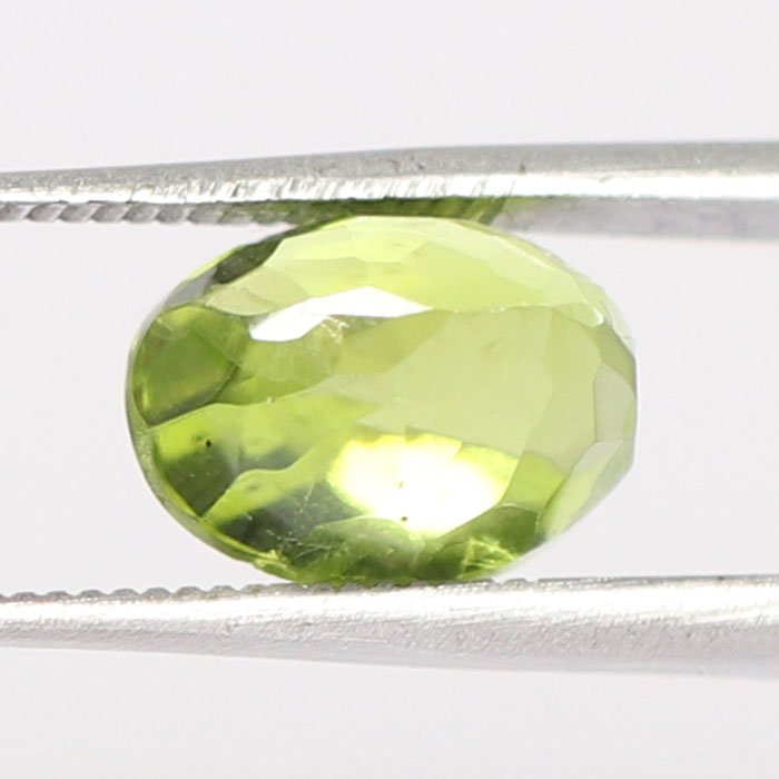 NPD629 2 PERIDOT 3.38 Ct.