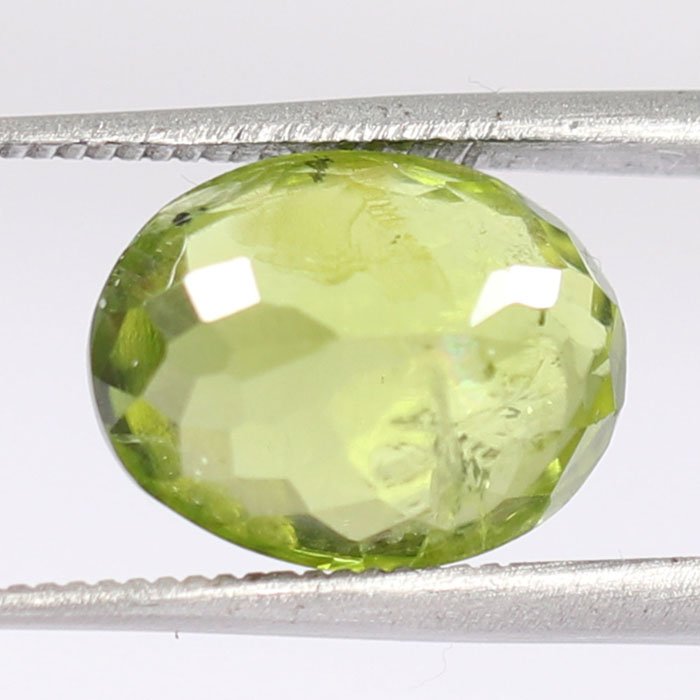 NPD634 2 PERIDOT 4.9 Ct.
