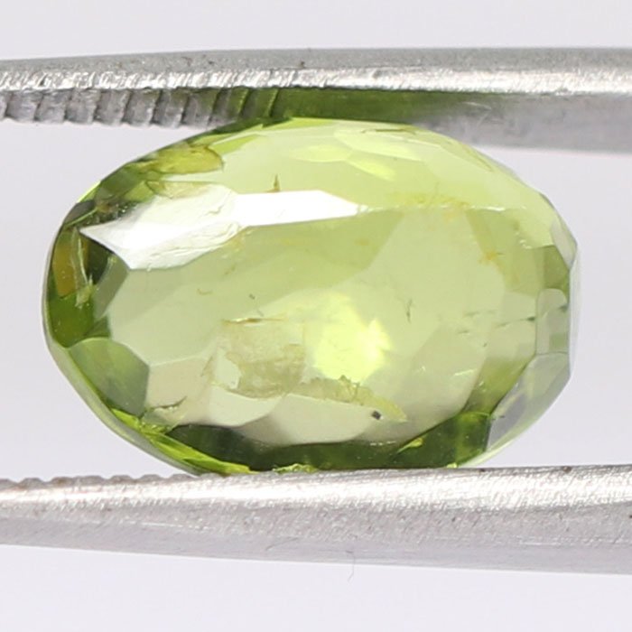 NPD640 2 PERIDOT 4.03 Ct.