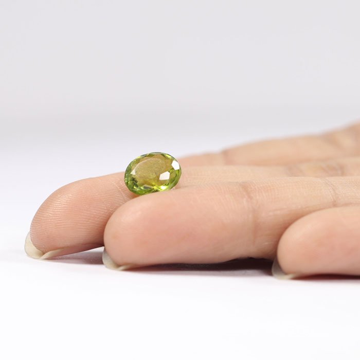 NPD655 3 PERIDOT 3.09 Ct.