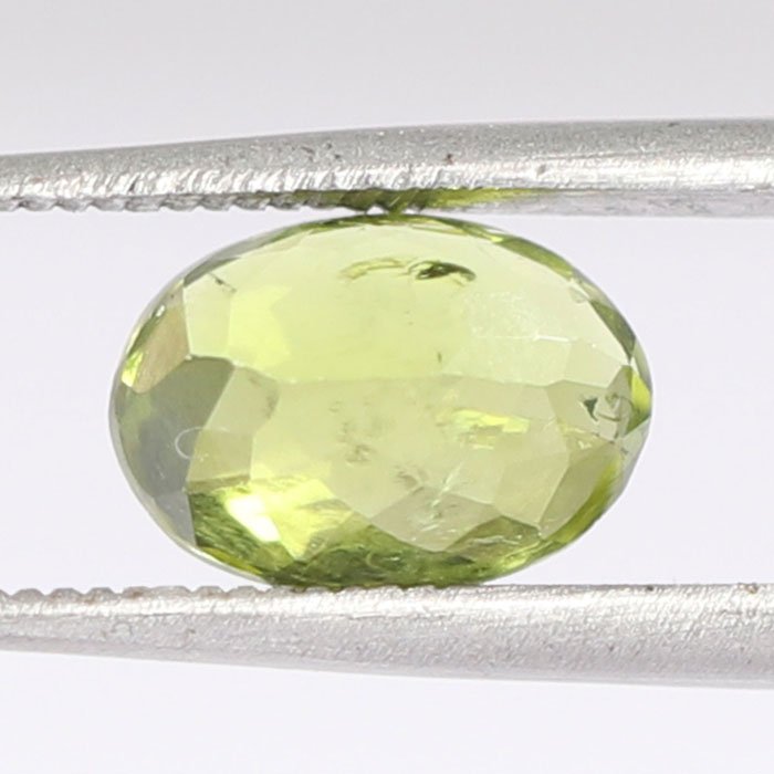 NPD662 2 PERIDOT 2.2 Ct.