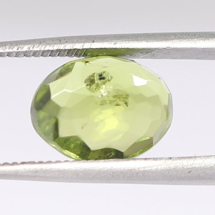 NPD665 2 PERIDOT 3.54 Ct.