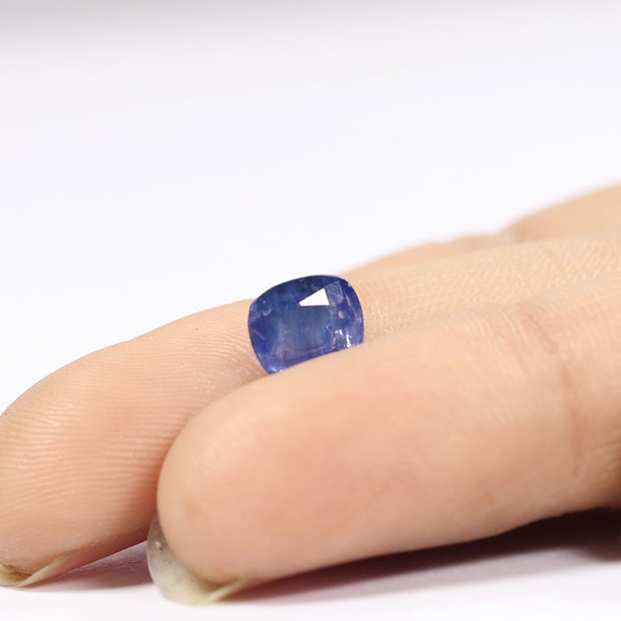 BSP11922 3 1 Blue Sapphire 1.37 Ct.