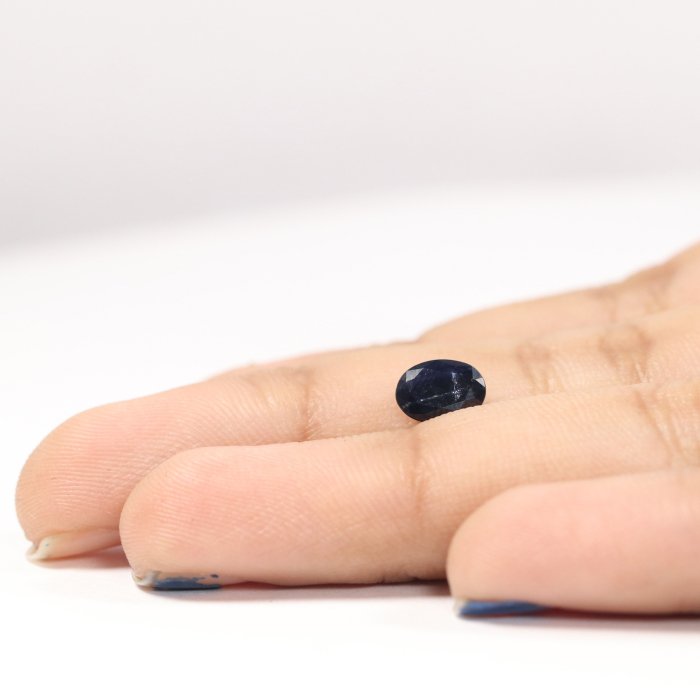 BSP12146 3 1 BLUE SAPPHIRE 0.8 Ct.
