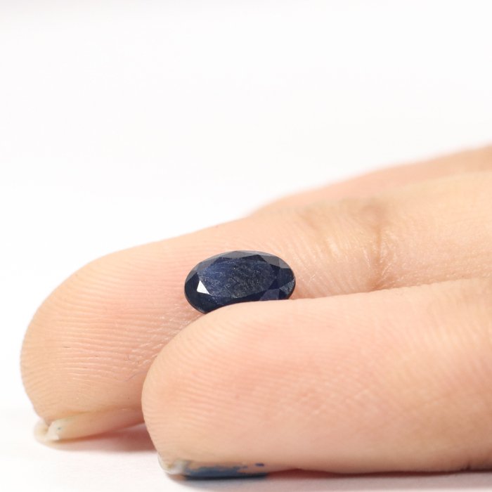 BSP12147 3 1 BLUE SAPPHIRE 0.89 Ct.
