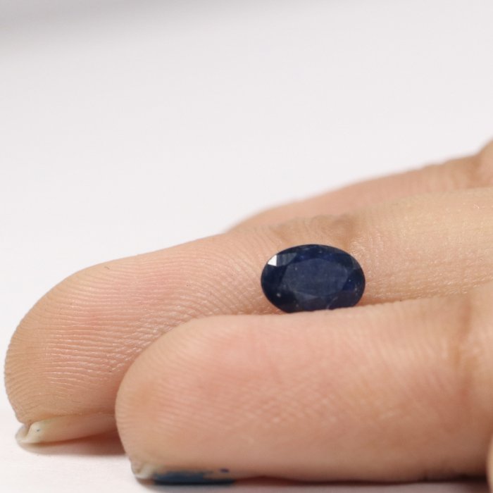 BSP12154 3 1 BLUE SAPPHIRE 0.92 Ct.