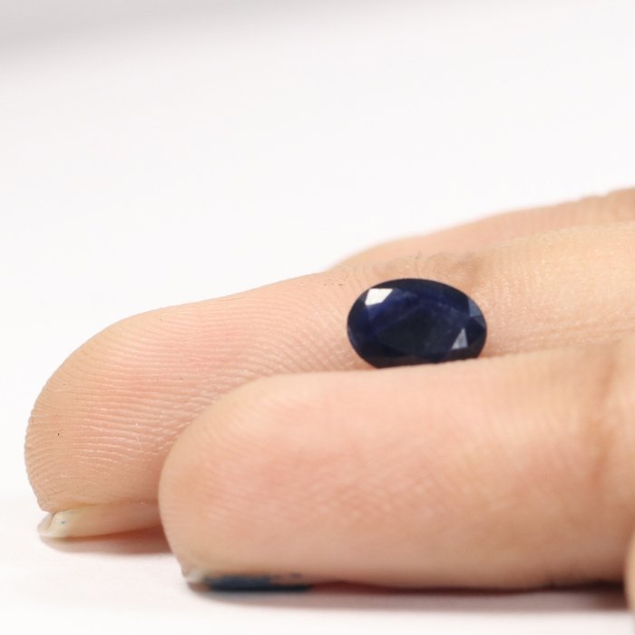 BSP12156 3 1 BLUE SAPPHIRE 0.96 Ct.