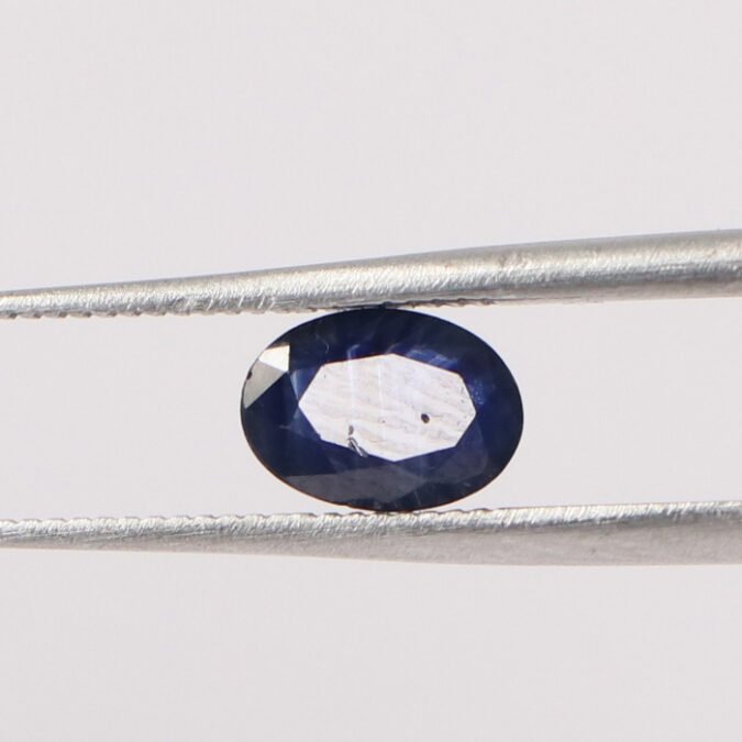 BSP12158 1 1 BLUE SAPPHIRE 0.75 Ct.