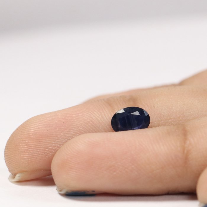 BSP12158 3 1 BLUE SAPPHIRE 0.75 Ct.