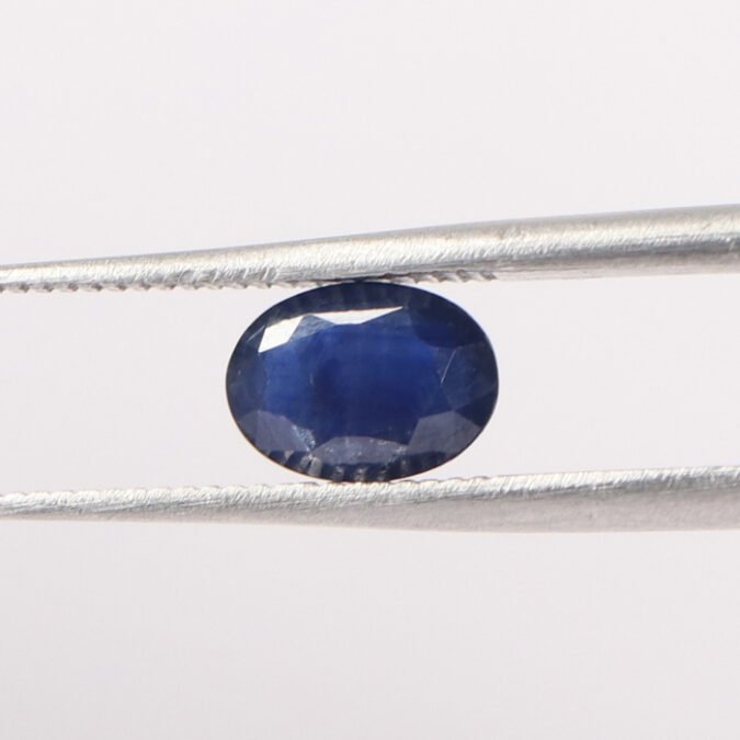 BSP12160 1 1 BLUE SAPPHIRE 0.76 Ct.