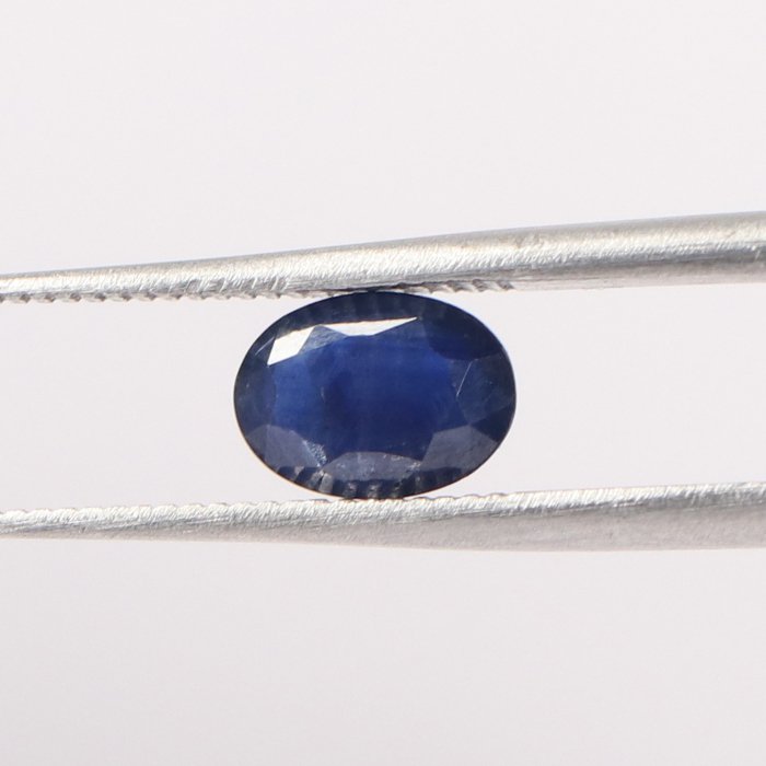 BSP12160 1 1 BLUE SAPPHIRE 0.76 Ct.