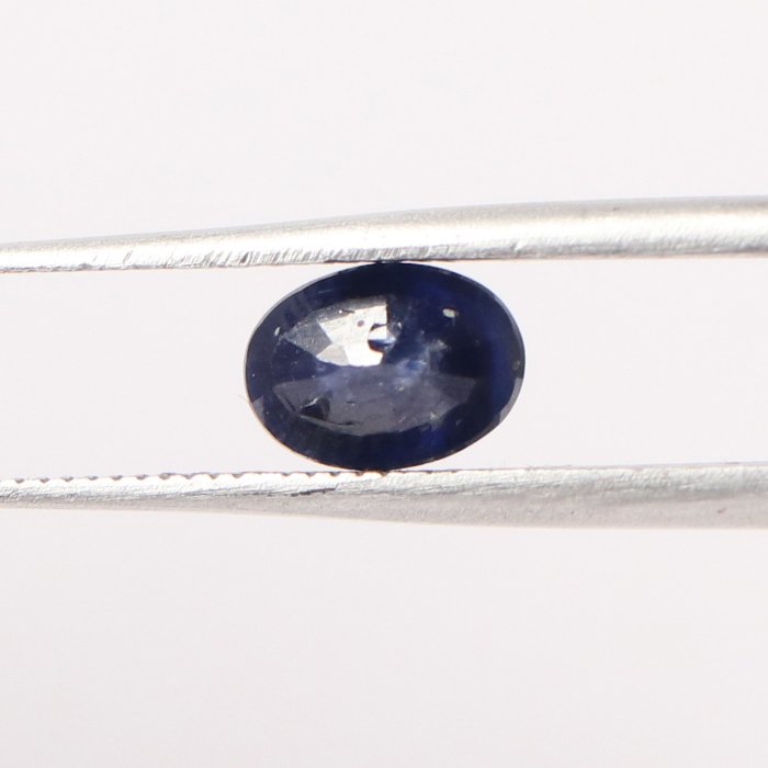 BSP12162 2 1 BLUE SAPPHIRE 0.98 Ct.