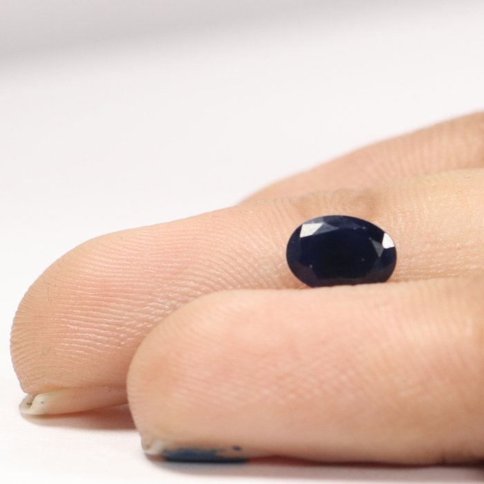 BSP12162 3 1 BLUE SAPPHIRE 0.98 Ct.