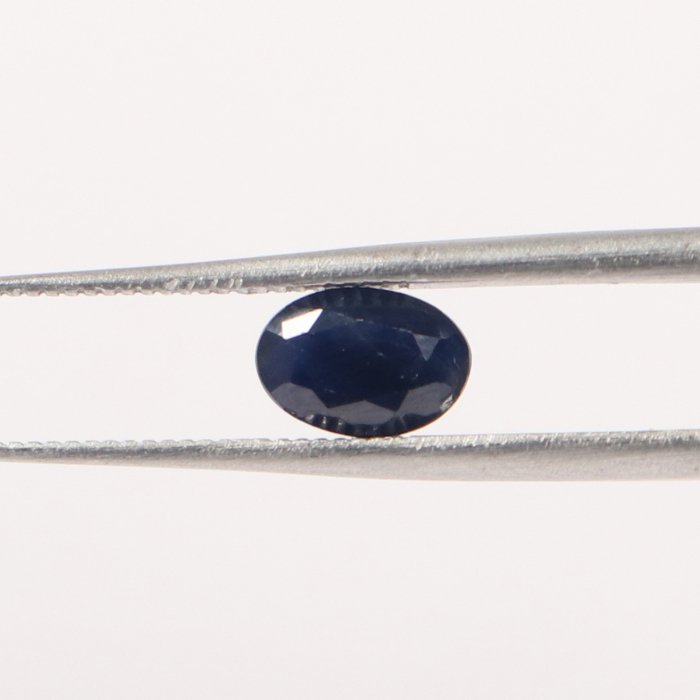 BSP12167 1 1 BLUE SAPPHIRE 0.79 Ct.