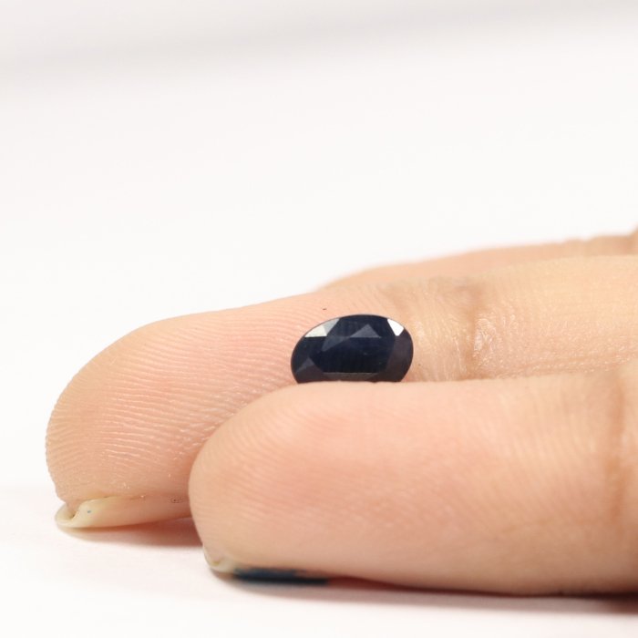 BSP12167 3 1 BLUE SAPPHIRE 0.79 Ct.