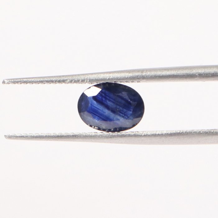 BSP12172 1 1 BLUE SAPPHIRE 0.83 Ct.