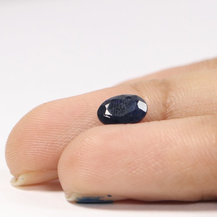 BSP12185 3 1 BLUE SAPPHIRE 1.16 Ct.