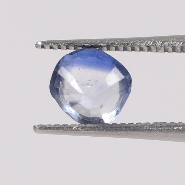 BSP12217 2 1 BLUE SAPPHIRE 0.94 Ct.