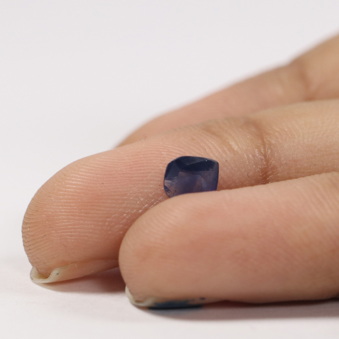 BSP12231 3 1 BLUE SAPPHIRE 0.57 Ct.
