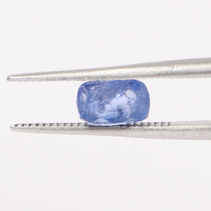 BLUE SAPPHIRE 0.97 Ct.