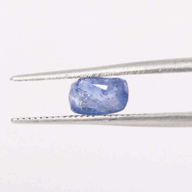BLUE SAPPHIRE 0.97 Ct.