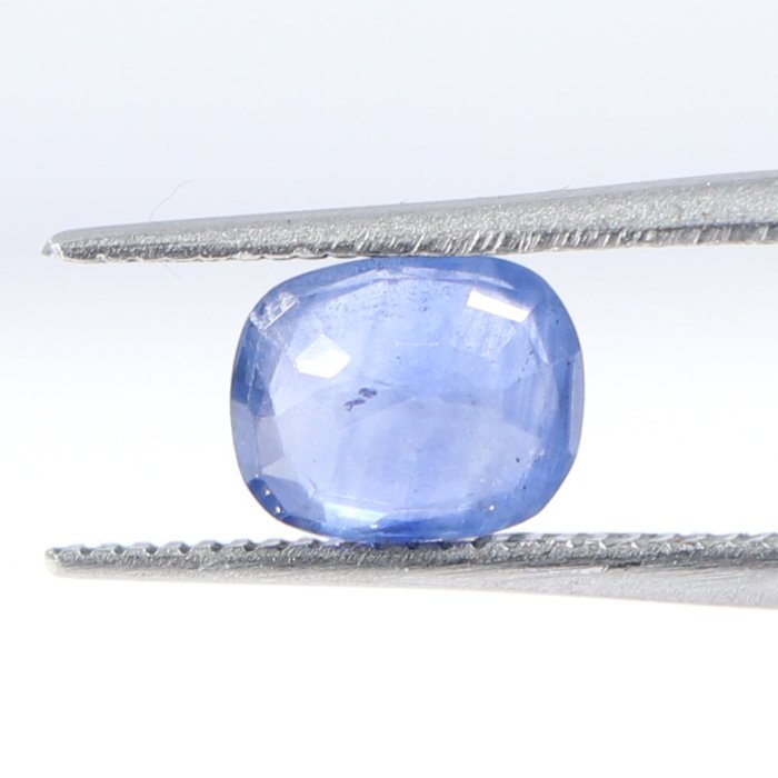BSP12241 2 1 BLUE SAPPHIRE 1.07 Ct.