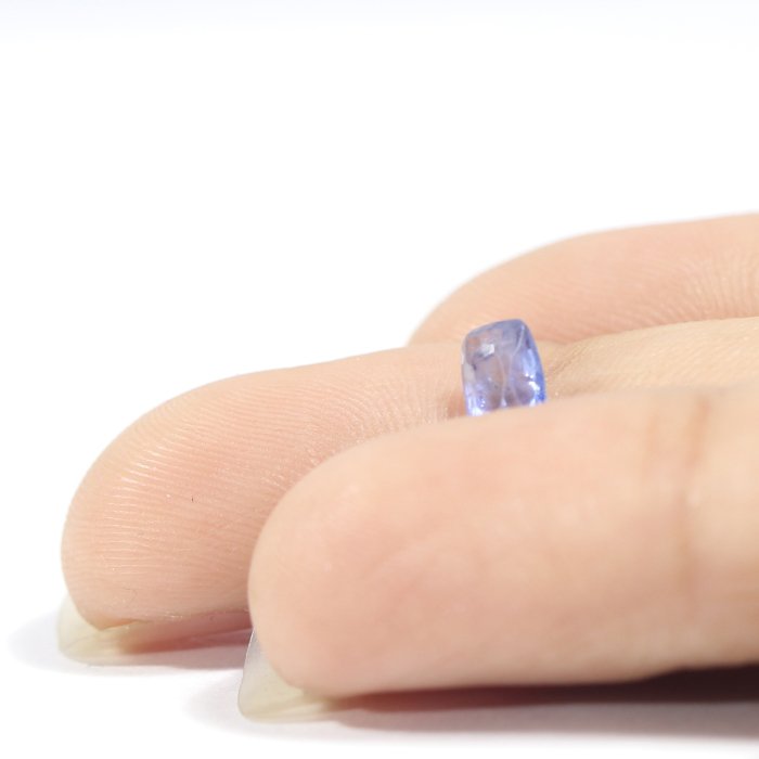 BSP12253 3 1 BLUE SAPPHIRE 0.7 Ct.