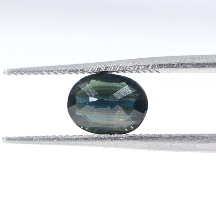 BSP12260 2 1 BLUE SAPPHIRE 0.94 Ct.