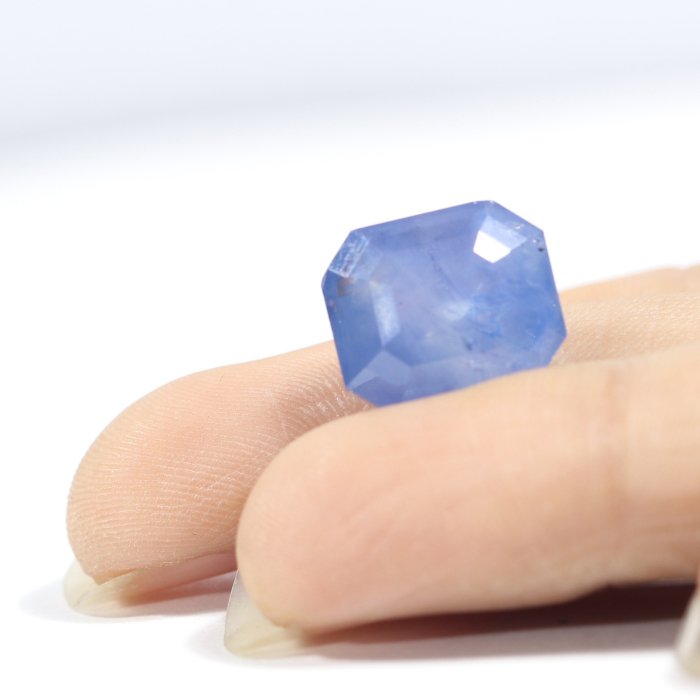 BSP12291 3 1 BLUE SAPPHIRE 11.88 Ct.
