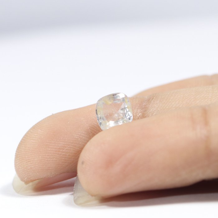 BSP12307 3 1 BLUE SAPPHIRE 1.19 Ct.