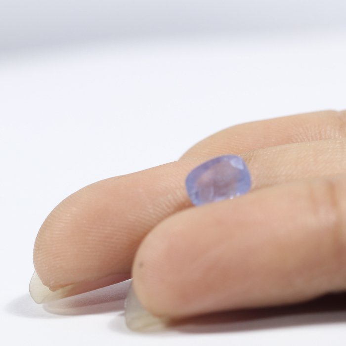 BSP12309 3 1 BLUE SAPPHIRE 1.2 Ct.