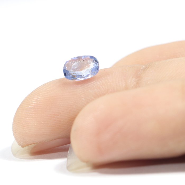BSP12315 3 1 BLUE SAPPHIRE 0.73 Ct.