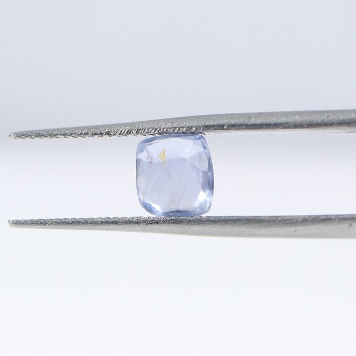 BSP12321 2 1 BLUE SAPPHIRE 1.1 Ct.