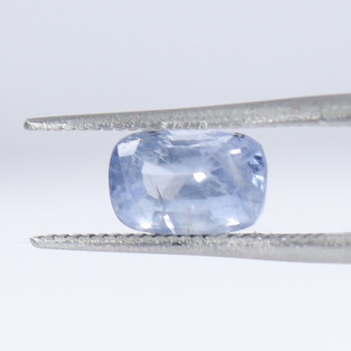 BSP12338 1 1 BLUE SAPPHIRE 1.32 Ct.