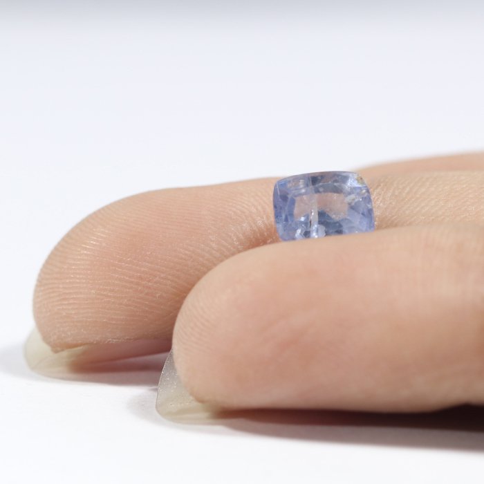 BSP12341 3 1 BLUE SAPPHIRE 1.27 Ct.