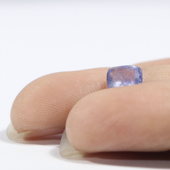 BSP12347 3 1 BLUE SAPPHIRE 1.29 Ct.