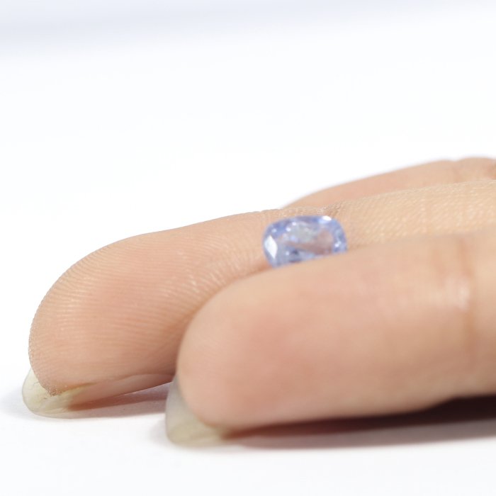 BSP12365 3 1 BLUE SAPPHIRE 0.94 Ct.