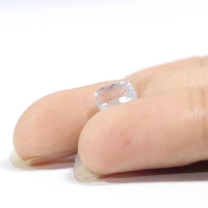 BSP12378 3 1 BLUE SAPPHIRE 0.97 Ct.