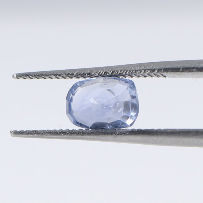 BSP12398 2 1 BLUE SAPPHIRE 1.38 Ct.
