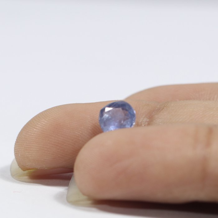 BSP12413 3 1 BLUE SAPPHIRE 1.23 Ct.
