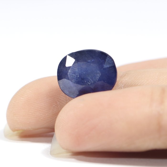 BSP12448 3 1 BLUE SAPPHIRE 8.33 Ct.