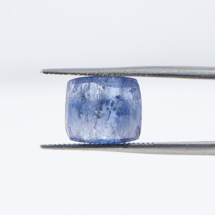 BLUE SAPPHIRE 4.05 Ct.